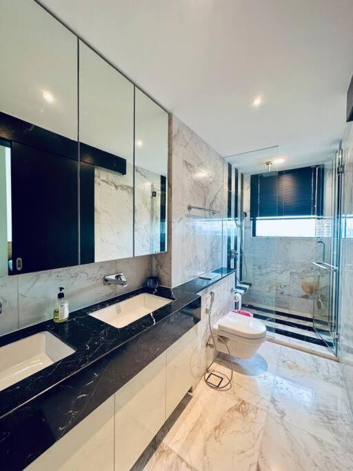 D1Mension 3Br Luxury Condo City Center In Dist 1 Хошимін Екстер'єр фото